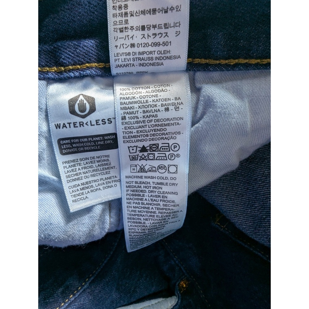 Levi's 501 Button Fly Straight Leg Jeans Men's Size 42x32 Dark Wash - Picture 4 of 15